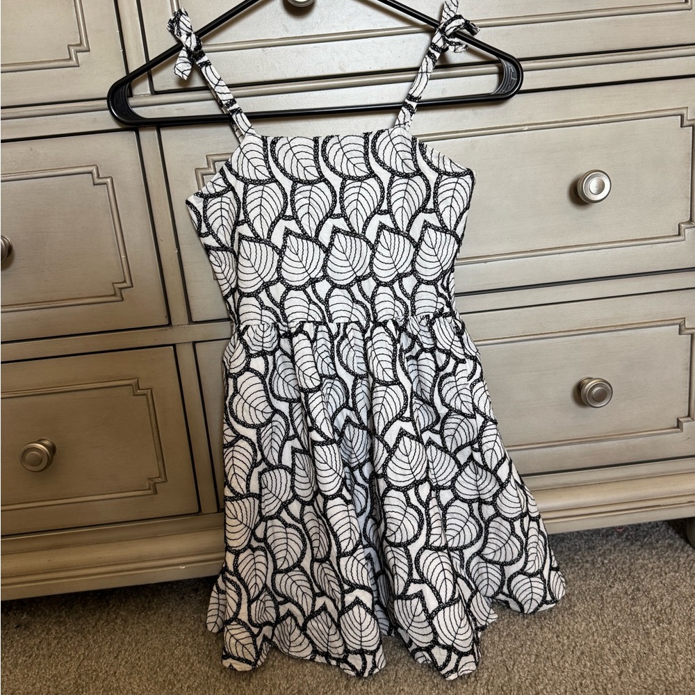 Janie and Jack Black & White Leaf-Print Sundress